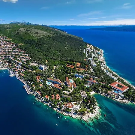 By The Sea Rabac, Labin - 2330 アパート *