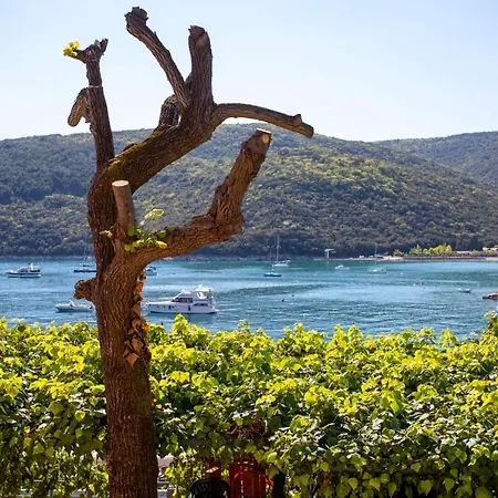 By The Sea Rabac, Labin - 2330 *